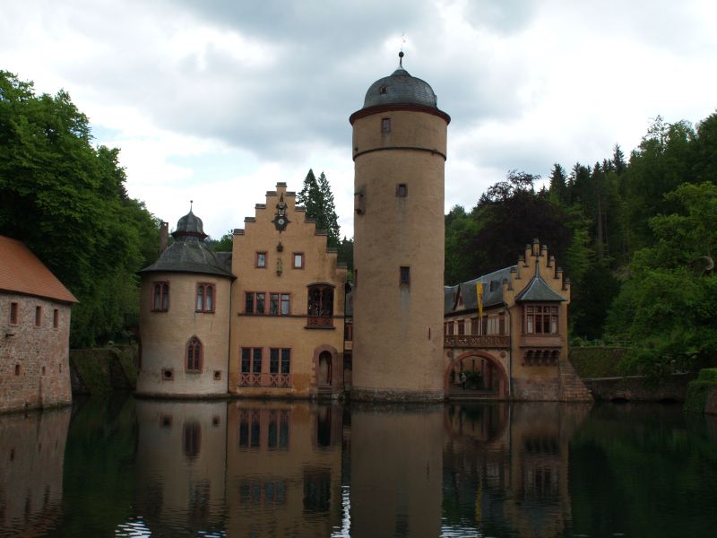 Schloss Mespelbrunn