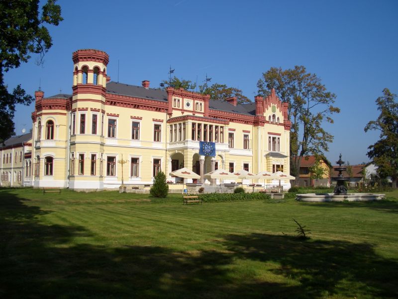 Schloss Mostov