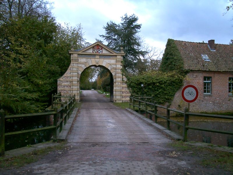 Schloss Gdens