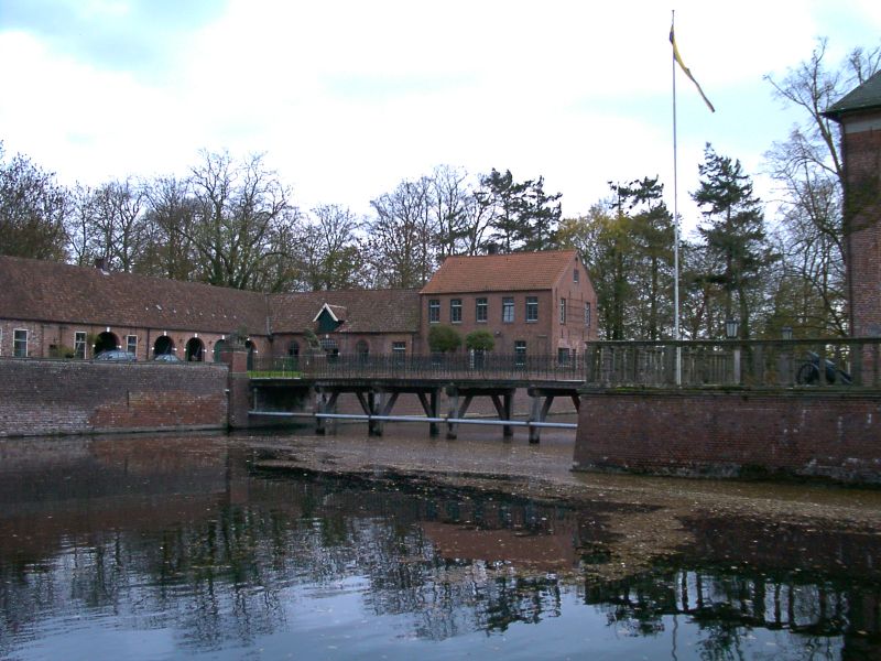 Schloss Gdens