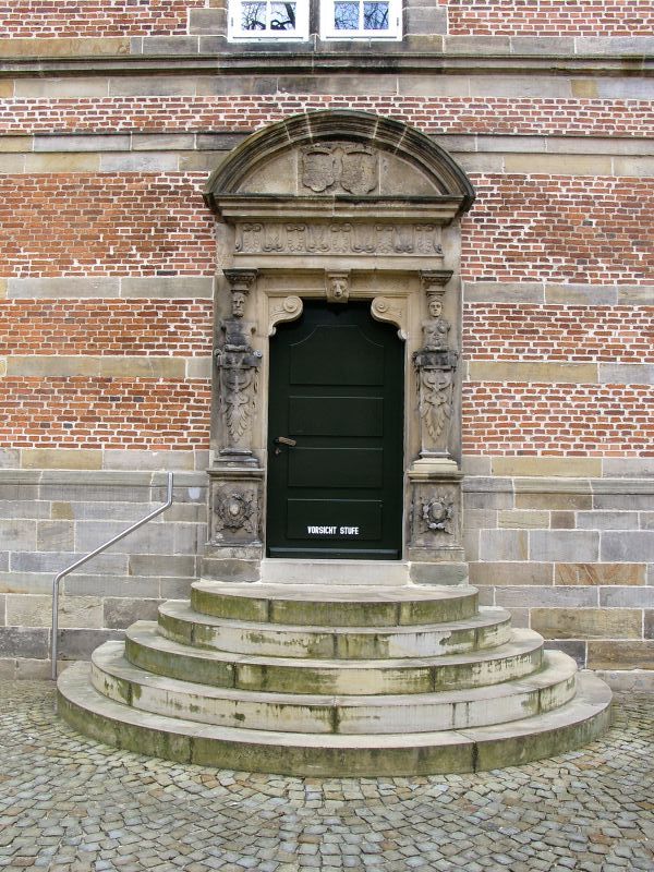 Schloss Landestrost