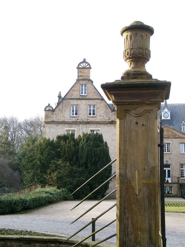 Schloss Surenburg