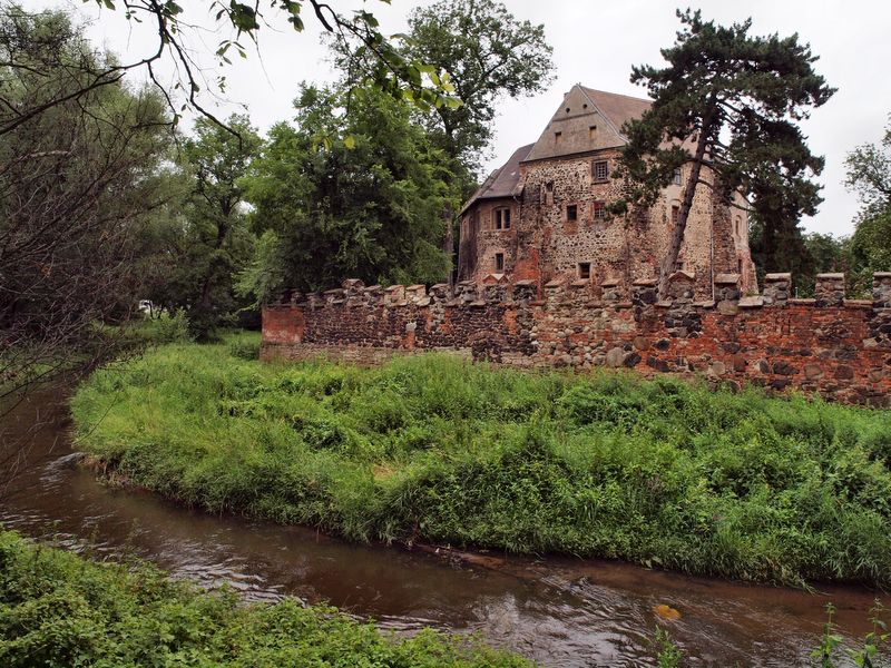 Burg Rolau