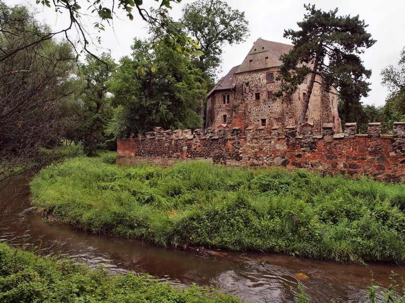 Burg Rolau