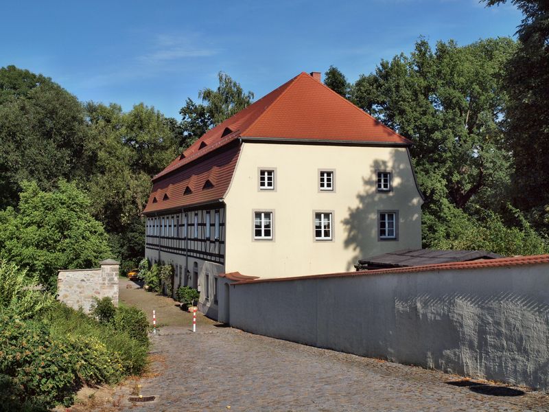Vorschaubild Ansicht Herrenhaus Oetzsch (Titelfoto)