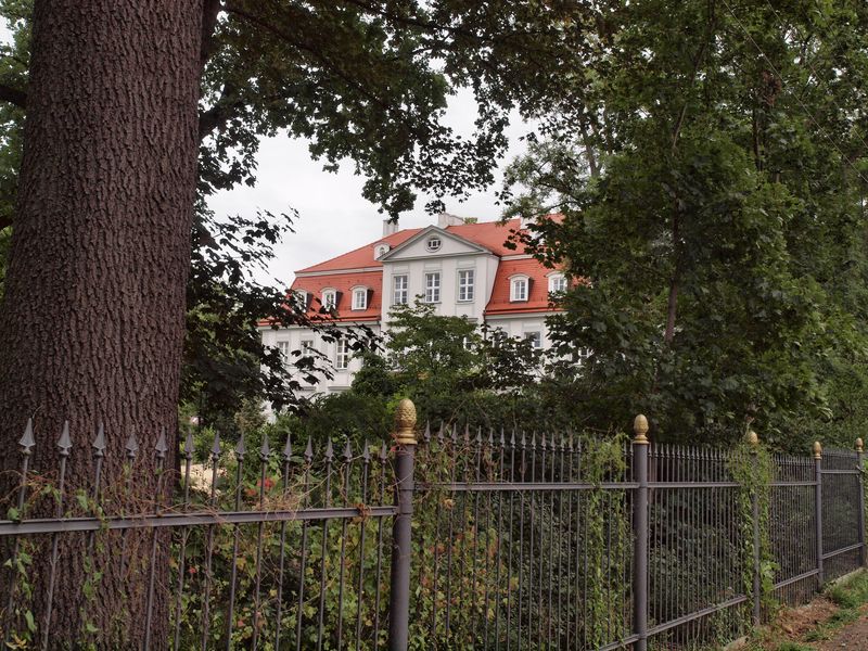 Schloss Gldengossa